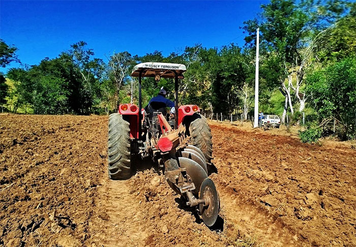 Prefeitura de Itaperuna reforça apoio aos agricultores e produtores rurais