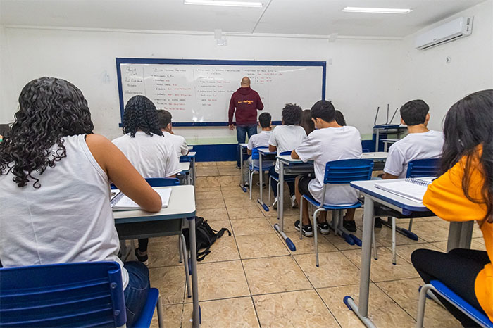 Programa Educando com Saúde busca ampliar atendimento à comunidade escolar por meio de parcerias entre Estado e Municípios