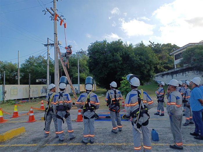 ENEL RIO ABRE 25 VAGAS PARA CURSO DE FORMAÇÃO DE ELETRICISTAS EM MACAÉ